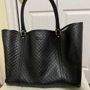 AUTHENTIC LEATHER GUCCI SATCHEL